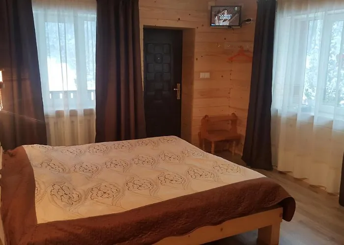 гуцулка ксеня Affittacamere 3*